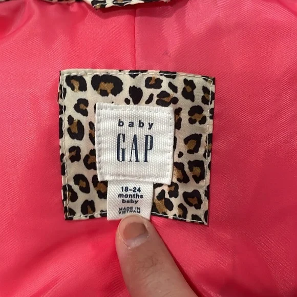 Baby Gap Toddler Leopard Puffler Vest - Picture 5 of 7